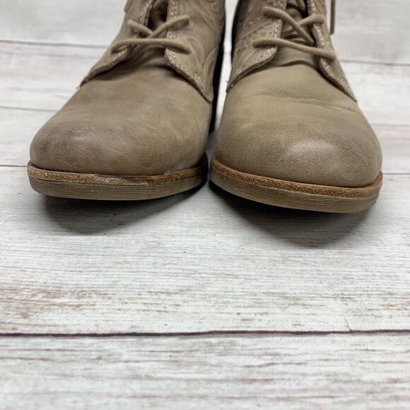 Sofft Brown Leather Flower Stamped Zip Ankle Heel Boot Shoes Womens US 7 M - Picture 7 of 13